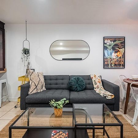 Basement Suite With Private Patio In Davenport Toronto Ngoại thất bức ảnh